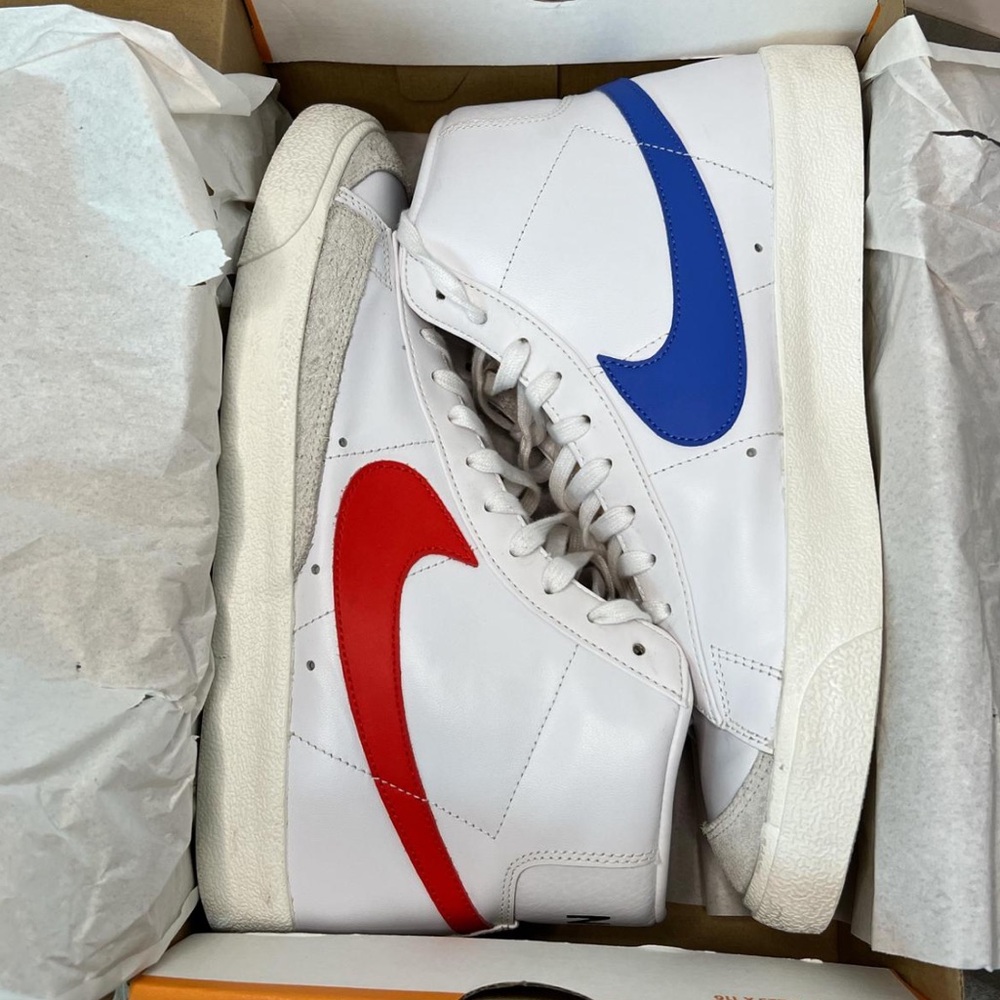 All American Nike Mid ‘77 Vintage Blazers Only Worn Twice Size:12